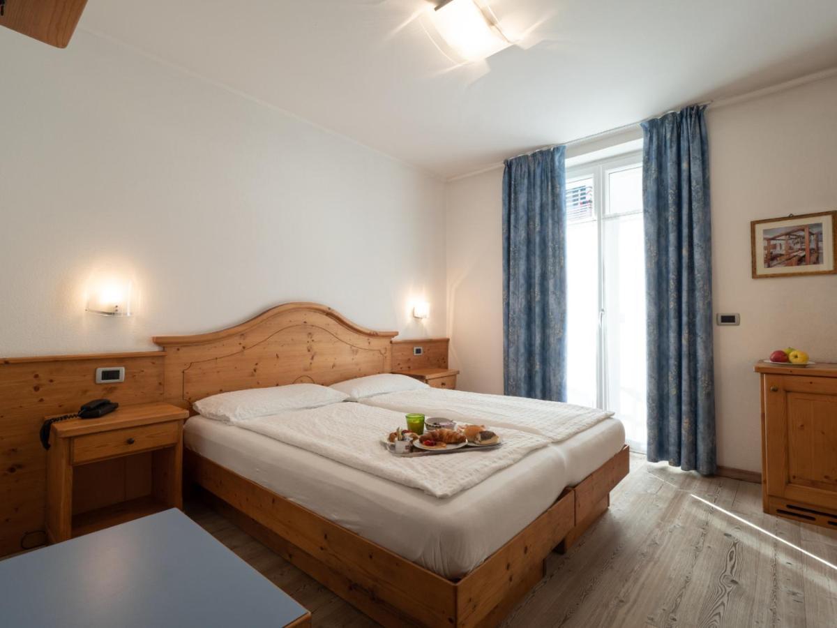 Hotel Garni Sottobosco Димаро Екстериор снимка