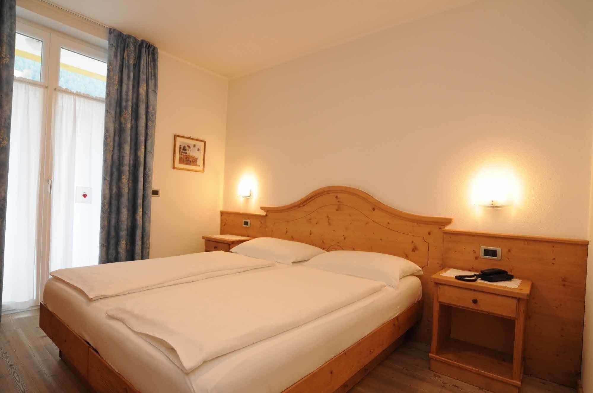 Hotel Garni Sottobosco Димаро Екстериор снимка